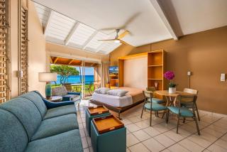 Kuleana Club #108 -Oceanfront- 1 bed & 1 bath - Deluxe - 2