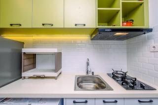 Fancy and Well Designed Studio at West Vista Apartment By Travelio - Jakarta - 1