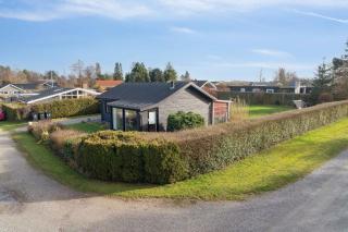 House With A Beautiful View Of The Sea And Bogø - Stubbekøbing - 0