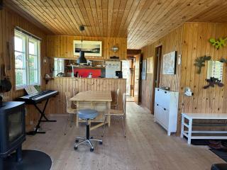 Small Cozy Summer House Near The Isefjord - Kirke-Hyllinge - 2