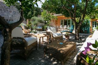 Garden House - Vis - 9