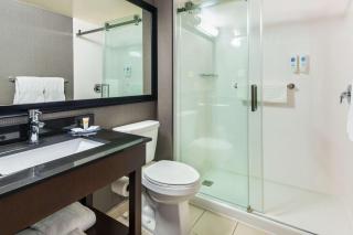 Comfort Inn Hwy 401 - Kingston - 2