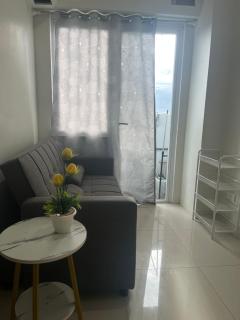 Chill in Peace Staycation 2BR condo at Field Residences, Sucat near NAIA - Manila - 6