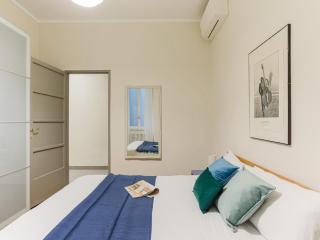 The Best Rent - Bright one bedroom apartment with balcony in Moscova - Milan - 0