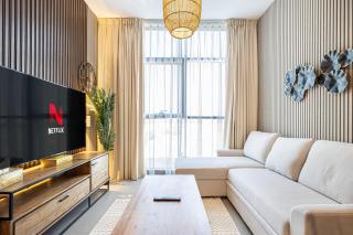 1BR The Sharjah Aura by Blue Cloud Holidays - Sharjah - 5