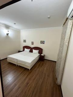 AntiqueShoxtut - Bukhara - 1