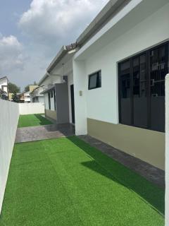 De'Laman Homestay beranang - Beranang - 1