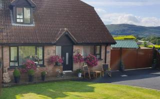 Warrenpoint Countryside House-3bedroom- Private Garden - Newry - 0