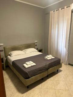 Smart Station Hotel - Naples - 6