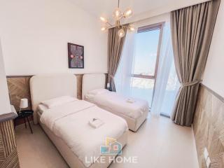 Like Home - Sophisticated 2-Bedroom Home with Creek Harbour Views - 7
