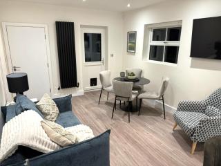 Field Apartment - 4