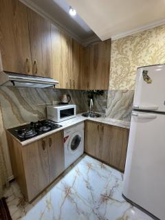 Квартира со всеми удобствами в центре города 53 кв м - 2