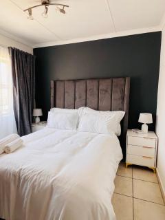 The Lux apartment - 4