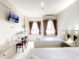 Modern Studio No Kitchen at Elvis Tower Apartment By Travelio - Bekasi - 6