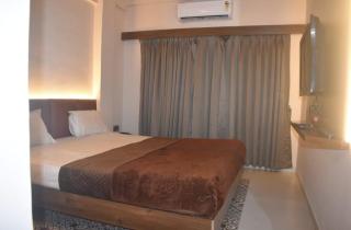 Hotel Ten - Vapi - 0