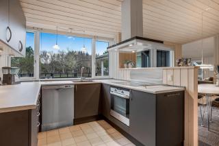 Lovely Holiday Home With Wilderness Bath And Space For 8 People, - Pandrup - 1
