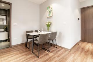 Luxe Paradise Suites Hotel To Ngoc Van - 2