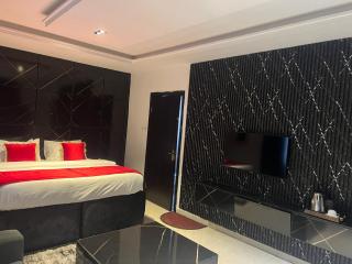 Florence Hotel and suites - 8