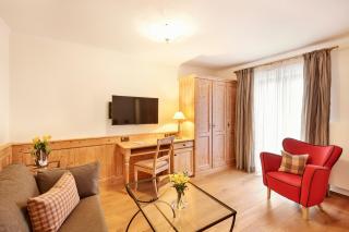 Hotel Auf der Gsteig GmbH - 6