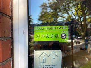 Monico Guest House - Scarborough - 6