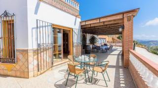 La Casa del Corazón - Seaview - Breakfast - Netflix - Torrox - 6