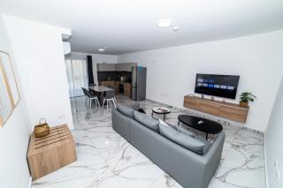 Modern Cosy Fully Equipped Apartment - St Paul's Bay - 9