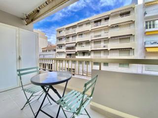 Palais Royal Croisette GIA5407 - 1