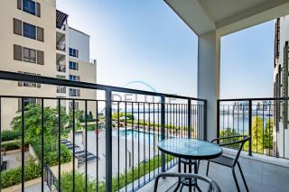 Charming 2BR in La Sirene Building 2, Jumeirah by Deluxe Holiday Homes - 8
