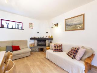 Apartment Isola di Madesimo Apartments-2 by Interhome - Isola - 3