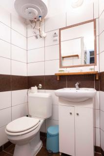 Quiet Cozy Apartment in Party Street e1 - Budapest - 3