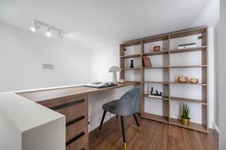 Modern Apartment in the heart of Vilnius Old Town with free parking by URBAN RENT - 2