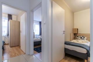 Corvin-Luxe, 3 Bedroom Apartment in City Center - Budapest - 2
