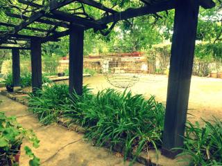 Top House Bed and Breakfast - Ladybrand - 1