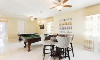 Bright 7 Bdrm Villa with Themed Bedrooms at Encore - 1