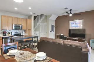 Amazing Lake View Home Near Disney - Kissimmee - 8