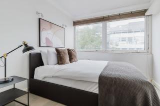 Blueground Fitzrovia furnished w kitchen LON-594 - 4