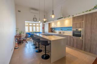Spinola Seafront Loft Deluxe - 1