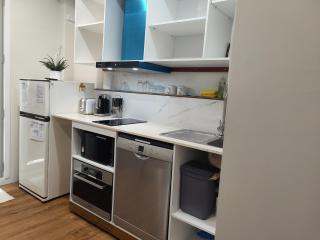 Easy Smart-Modern for short long stay - Jamboree Heights - 6