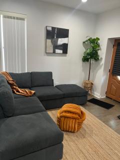 Mixed Rustic Vibes - Chicago - 3