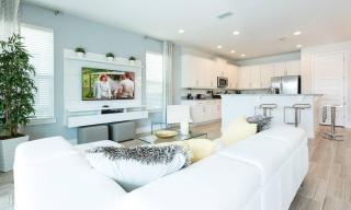 Modern 6 Bdrm Home with Upscale Living at Reunion - Kissimmee - 3
