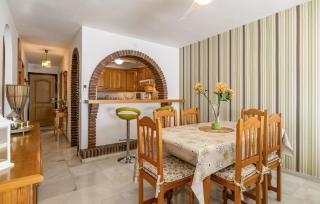 2 Bedroom Nice Apartment In Benalmádena - Benalmádena - 5