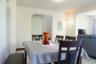 Best E Villas St Silas St James - Saint James - 3