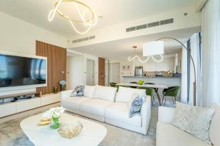 NEW Exceptional Lagoon View - 2 Stylish Bedrooms - 7