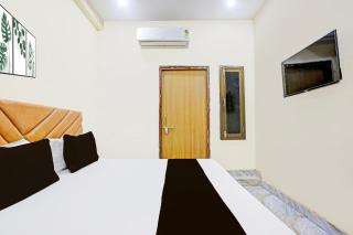 Hotel O JMD Palace - Varanasi - 1