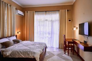 Birds of Paradise Homes 2 - 0