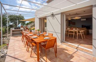 Villa Mimosa, climatisée avec Piscine et Vue Mer pour 10 personnes à La Londe-Les-Maures - La Londe-les-Maures - 3