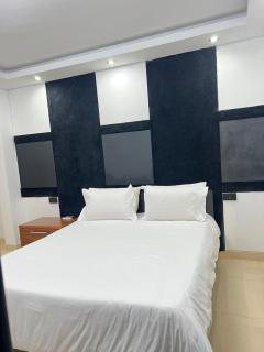 25 Immergrun House - 6