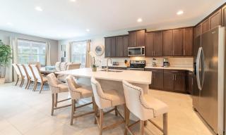 Serene 8 Bdrm Villa with Large Patio in Encore - Orlando - 4