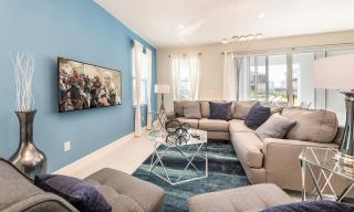 Spacious 5 Bdrm Villa with Playground in Encore - 8