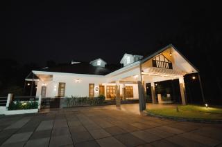 The Tales - Luxury Private Pool Resort - Kozhikode - 1